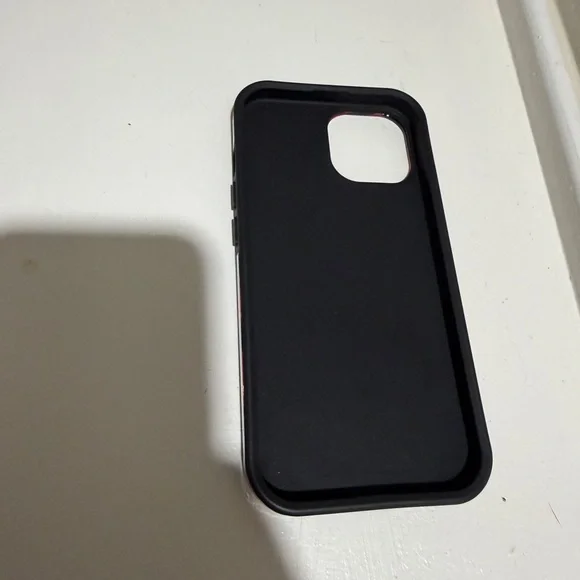 CHERRY PATTERN PHONE CASE — IPHONE 15 - Picture 5 of 5